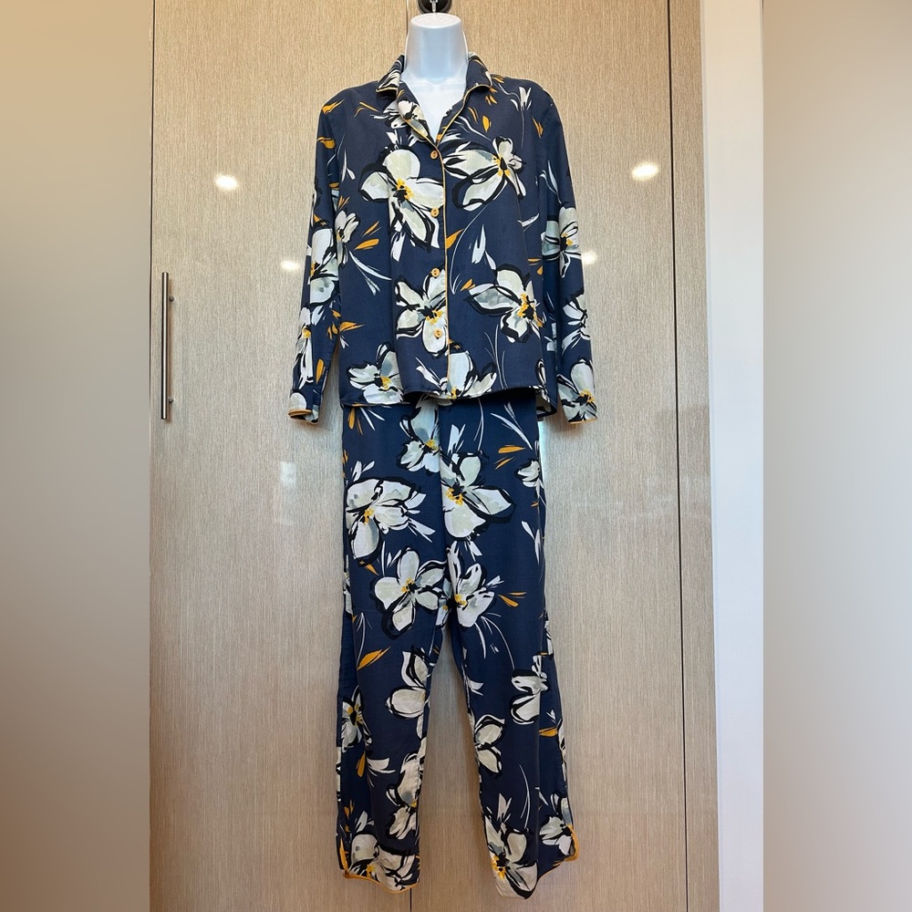 Cyberjammies Floral Pajama Set Navy Floral Size M - Picture 3 of 11
